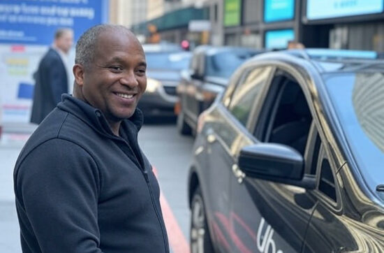 découvrez combien gagne réellement un chauffeur uber au quotidien. analyse des revenus, des dépenses et des chiffres clés pour mieux comprendre la réalité du métier.